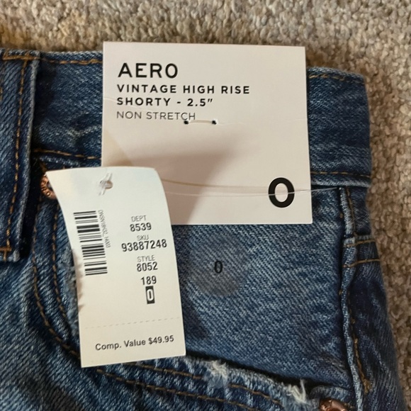 Aero vintage High rise ripped denim shorts size 0 - Picture 2 of 3